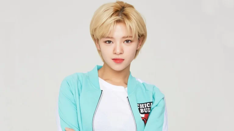 TWICE Jeongyeon Profile, Age, Family, Real Name, Background, Net Worth 2023