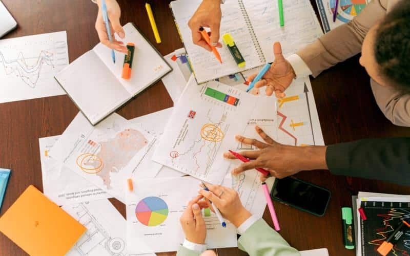 Mastering Market Dynamics How Competitive Analysis Advisory Services Shape Winning Business Strategies