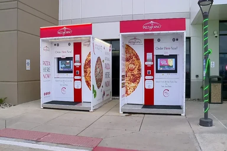 Revolutionizing Fast Food: Complete Guide to Pizza Vending Machines